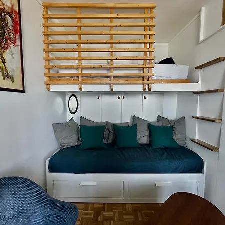 A L'est - Vue Sur La Digue ארומנש-לה-באינס