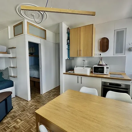 A L'est - Vue Sur La Digue Apartament *